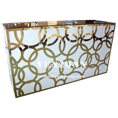 Rectangular Living Room Bar Shelf With Wheels Removable Durable Hotel Furniture