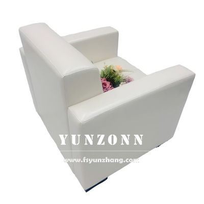 Modern Single-Seater Leather Lounge Sofa with Compact Size (820*750*760mm) Durable PU Leather for Hotel Reception